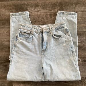 Zara Light Blue Distressed Jeans 📐